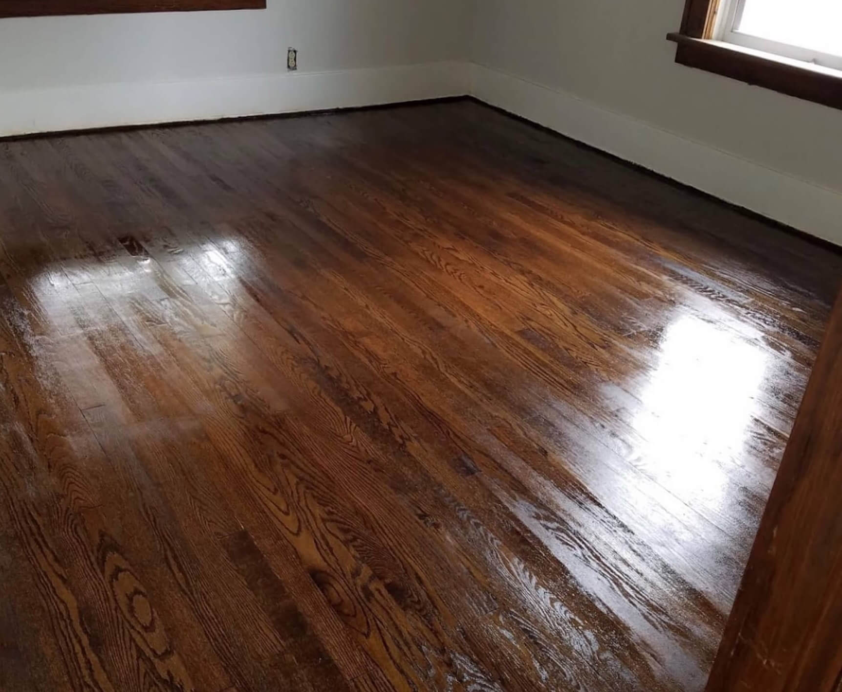 a cleaned up and refinished hardwood floor in the detroit area